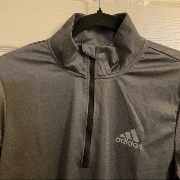 Adidas tech 1/4 zip CE7641 size small - Picture 3 of 10